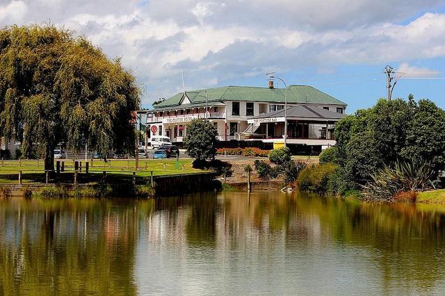 The Kentish Hotel Waiuku Ngoại thất bức ảnh